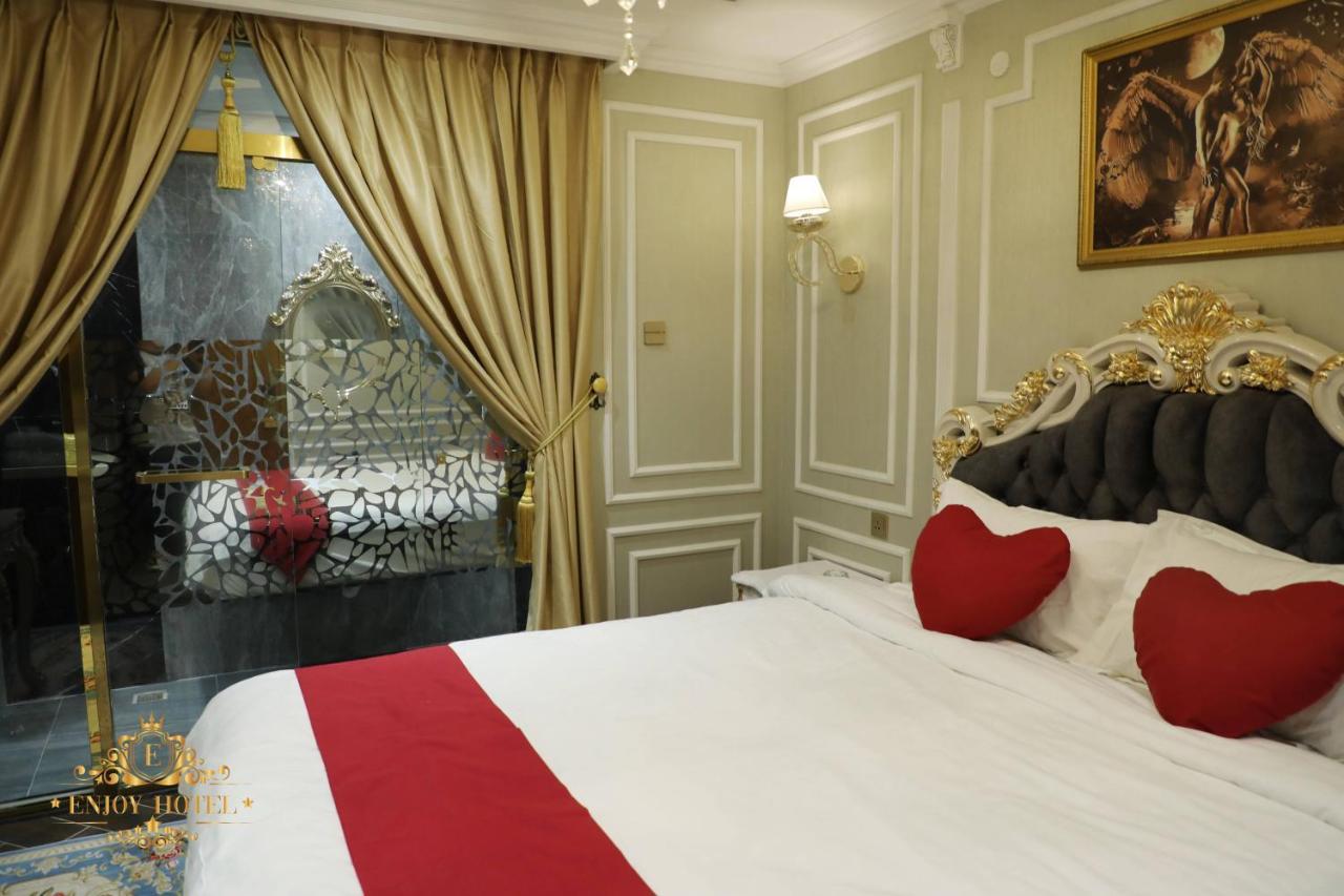 Enjoy Hotel 5A Ho Chi Minh City Exterior photo